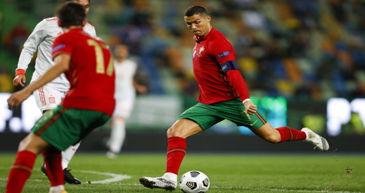 赛夫维全明星FCvs埃布苏海角海岸直播_无插件观看赛夫维全明星FCvs埃布苏海角海岸直播赛事_赛夫维全明星FCvs埃布苏海角海岸直播赛事直播入口-24直播